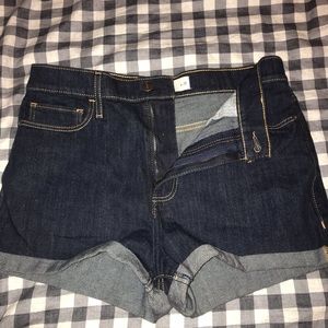 Abercrombie LIKE NEW dark wash high rise shorts
